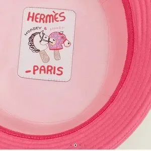 Hermes | Accessories | Calvi Seashell Bucket Hat Rose Azalee  display picture 2